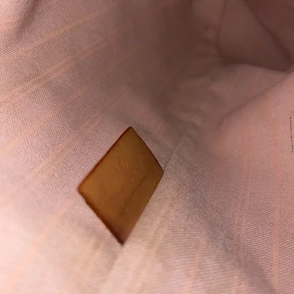 Louis Vuitton Delightful - Picture 4 of 17